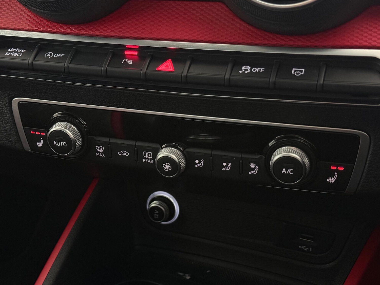 Used Audi Q2 2017 for sale - 77550811: Photo 31