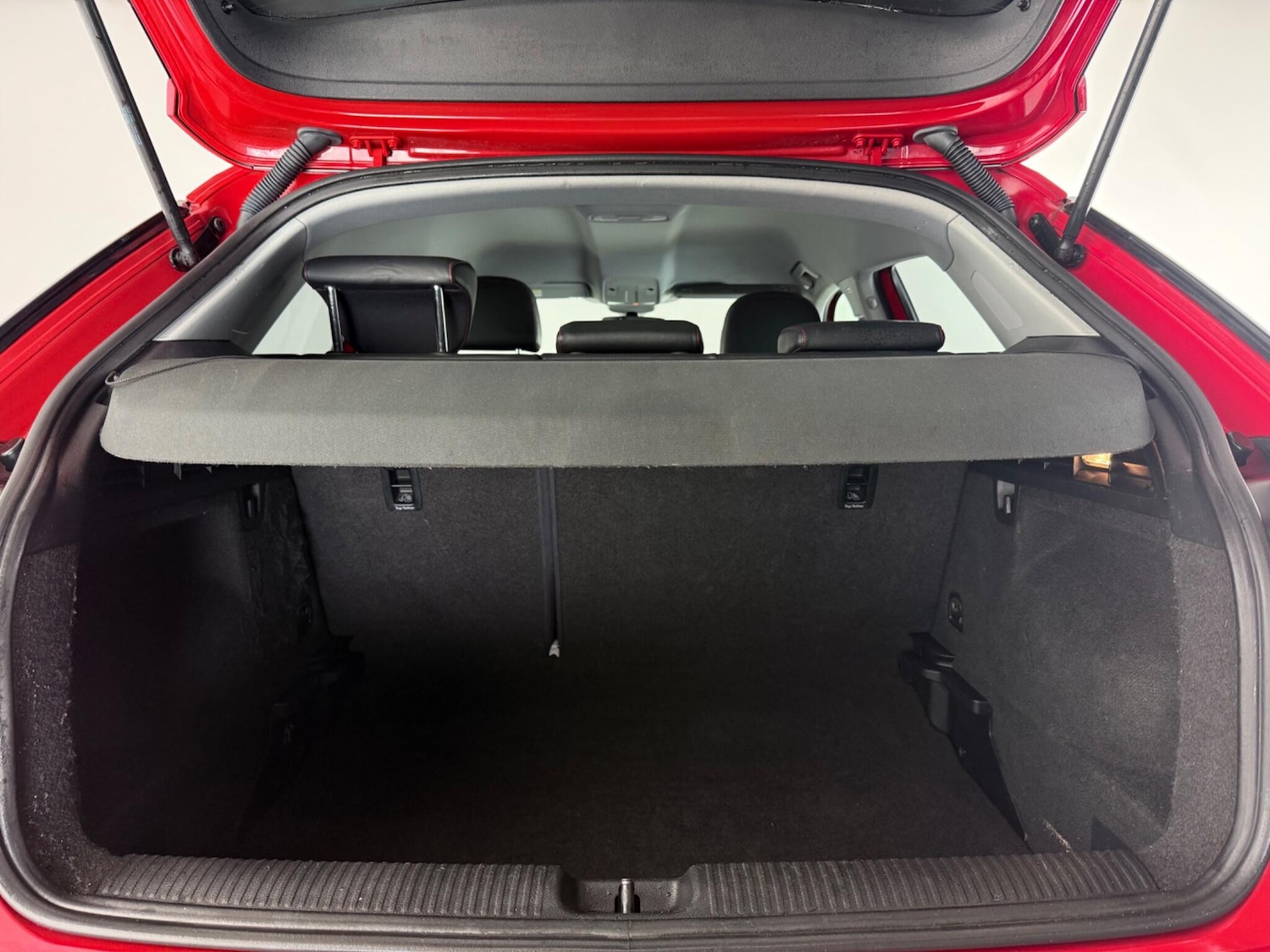 Used Audi Q2 2017 for sale - 77550811: Photo 9