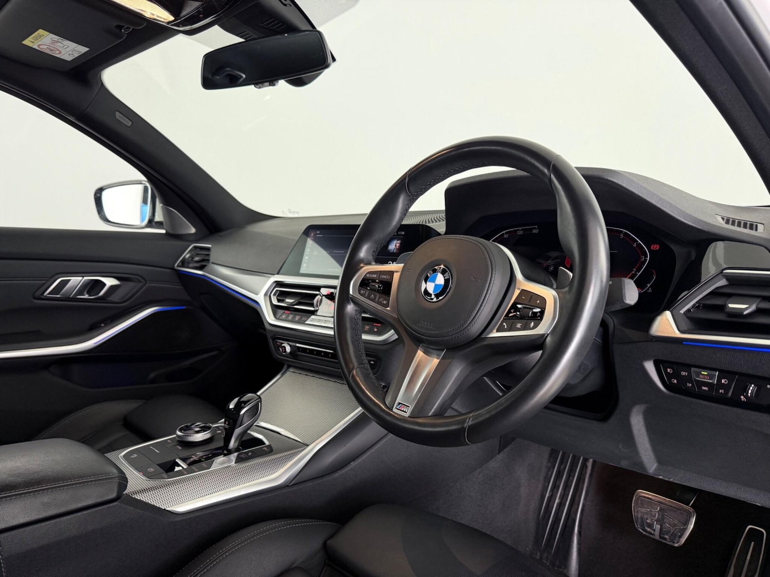 Used BMW 3 Series 2019 for sale - 77497597: Photo 11