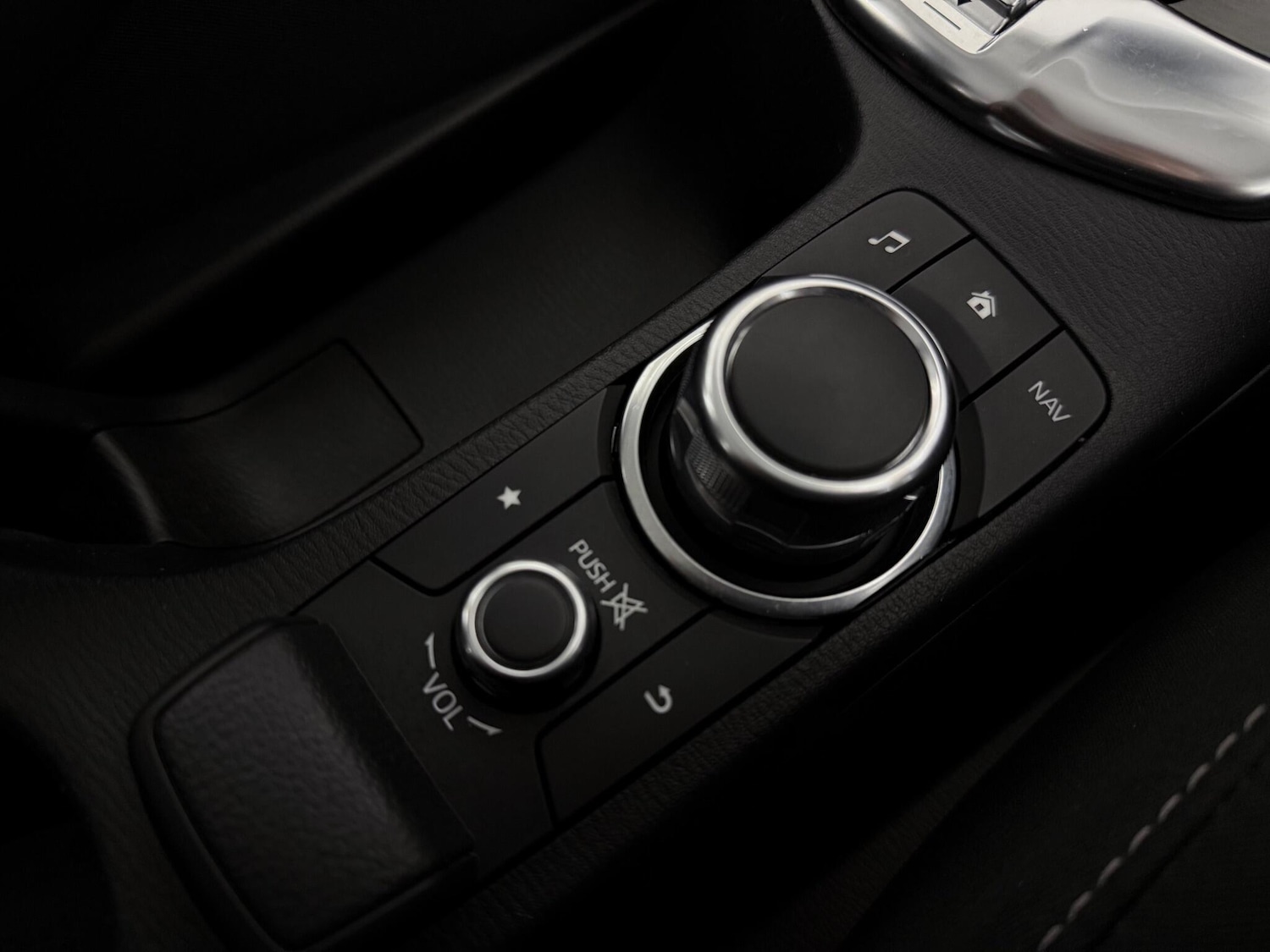 Used Mazda Mazda2 2017 for sale - 77180903: Photo 22