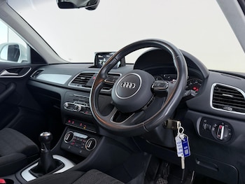 Used Audi Q3 2018 for sale - 79013247: Photo