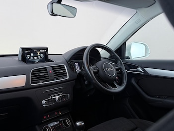 Used Audi Q3 2018 for sale - 79013247: Photo