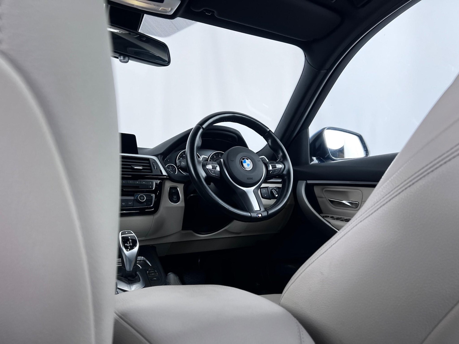 Used BMW 3 Series 2017 for sale - 77217030: Photo 20