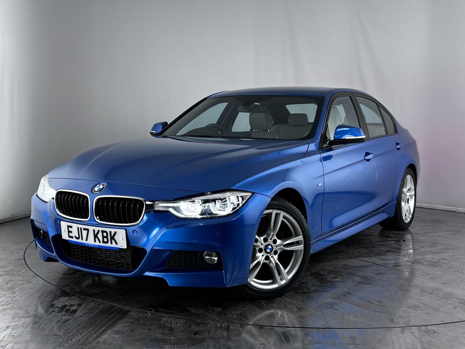 Used BMW 3 Series 2017 for sale - 77217030: Photo 44