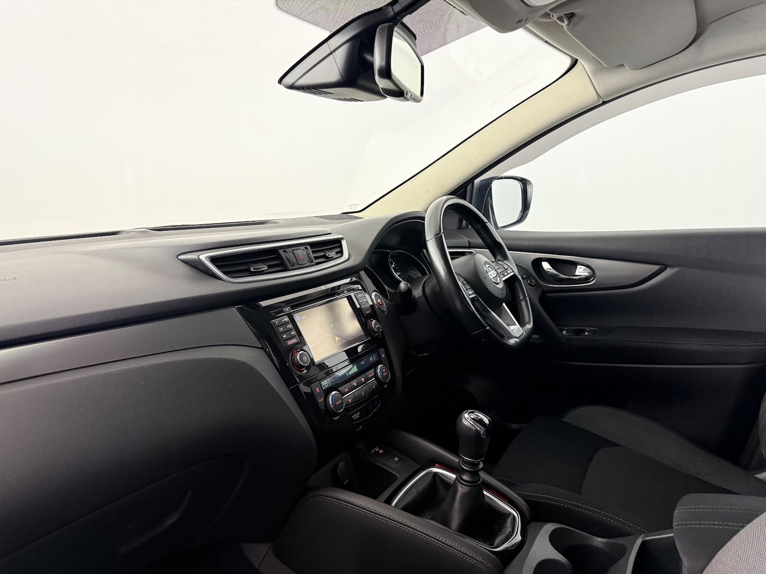 Used Nissan Qashqai for sale - 76468119: Photo 17