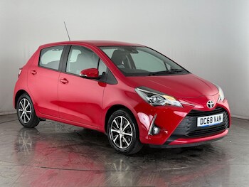 Used Toyota Yaris 2019 for sale - 77242964: Photo