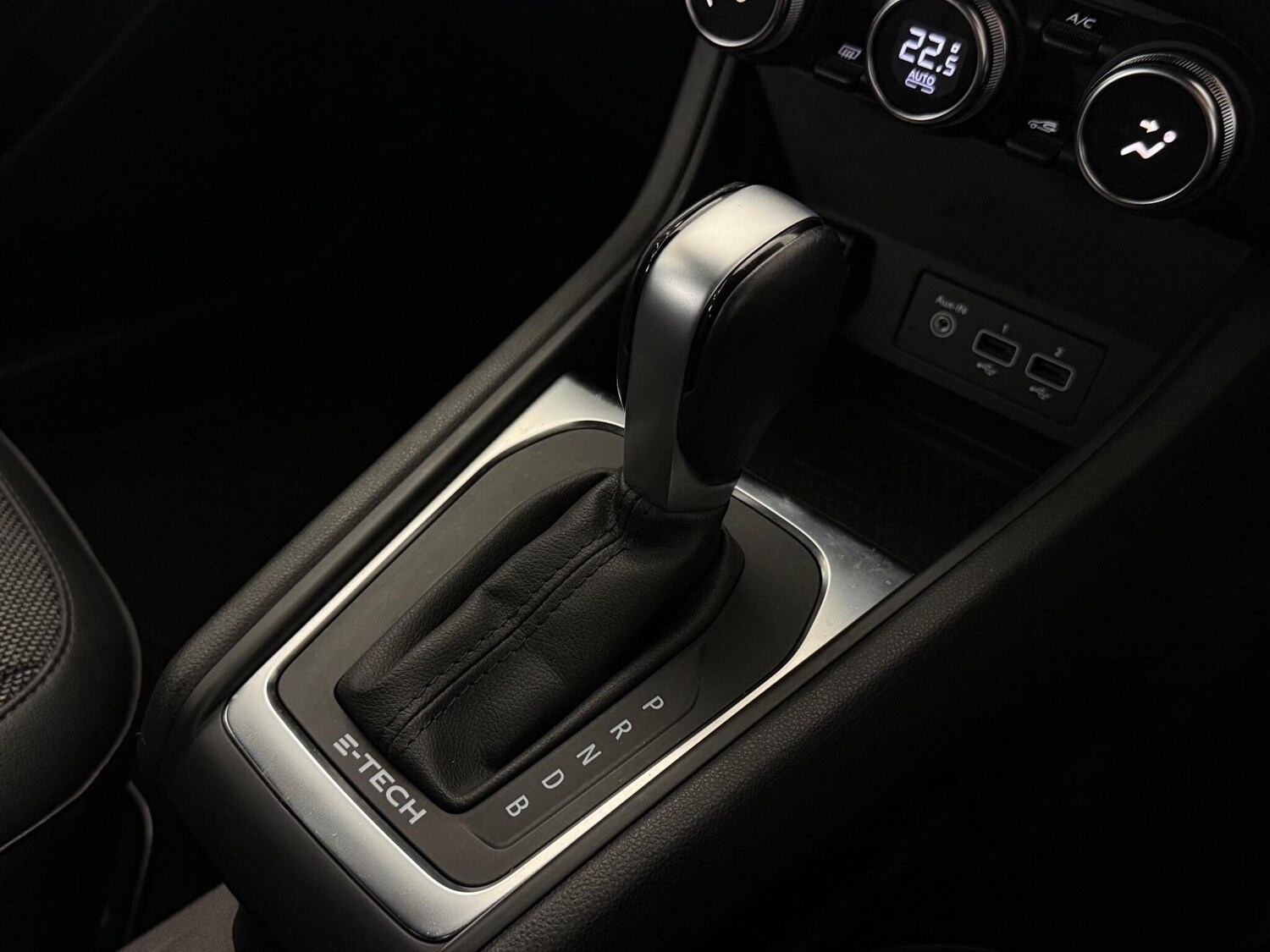 Used Renault Captur 2022 for sale - 76513047: Photo 38