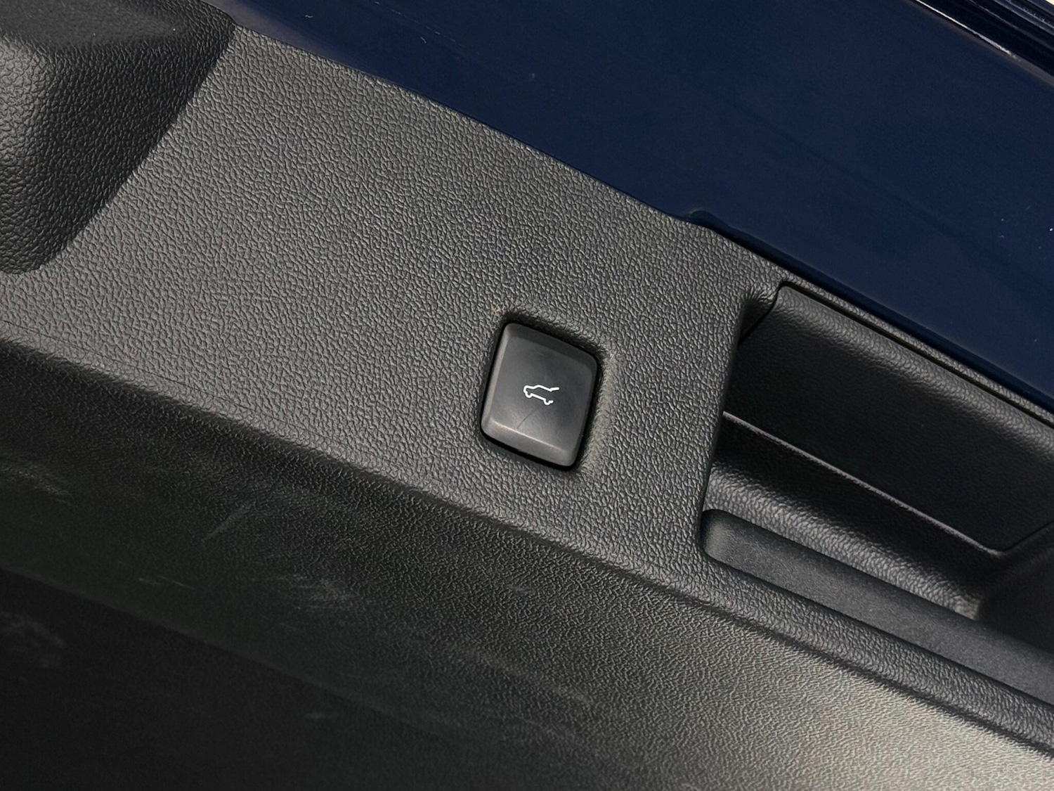 Used Ford Kuga 2023 for sale - 76657323: Photo 14