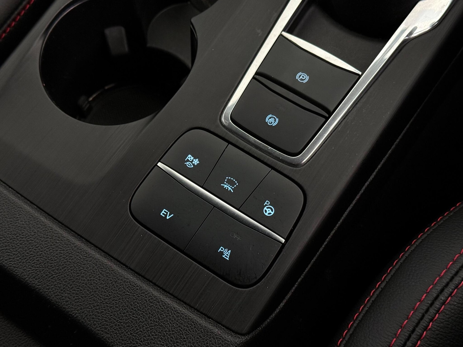 Used Ford Kuga 2023 for sale - 76657323: Photo 47