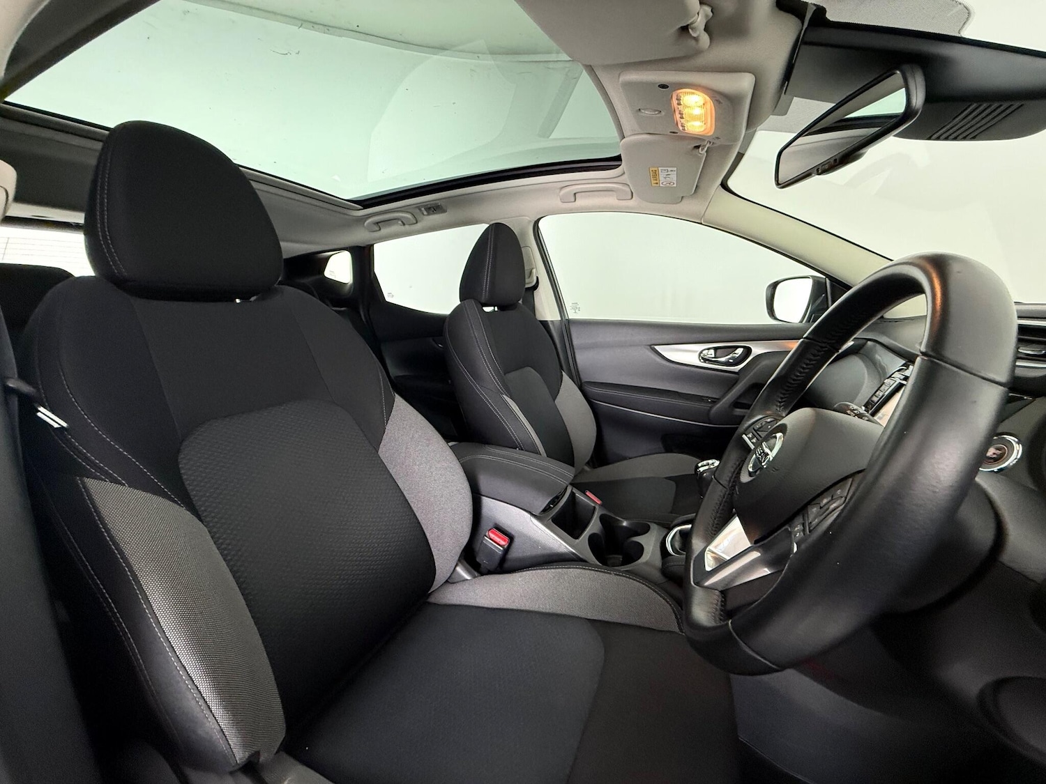 Used Nissan Qashqai for sale - 76468107: Photo 14