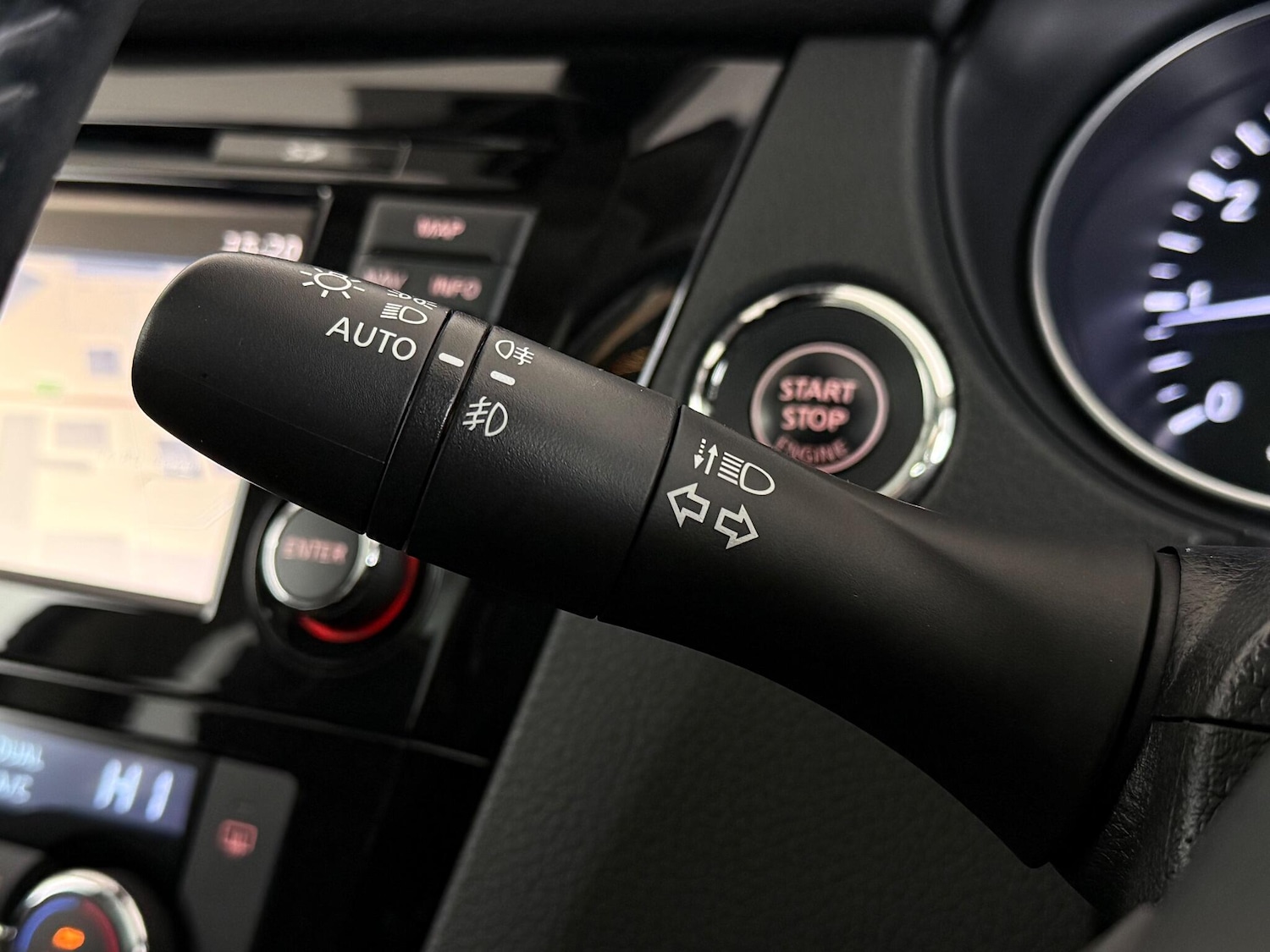 Used Nissan Qashqai for sale - 76468107: Photo 26