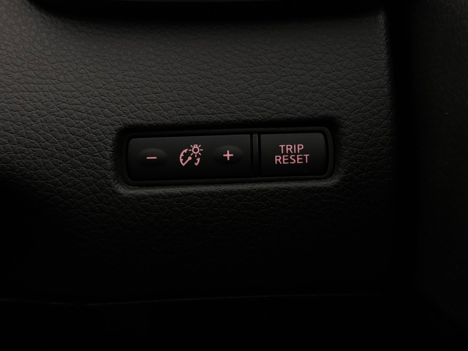 Used Nissan Qashqai for sale - 76468107: Photo 37