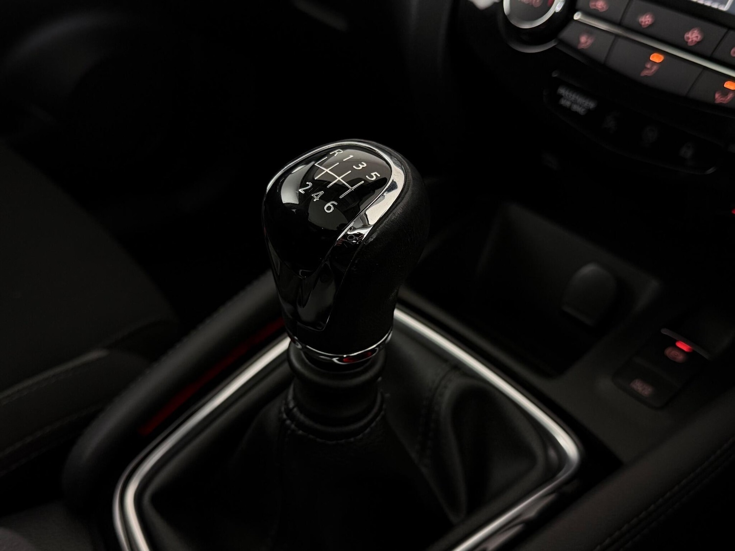 Used Nissan Qashqai for sale - 76468107: Photo 39