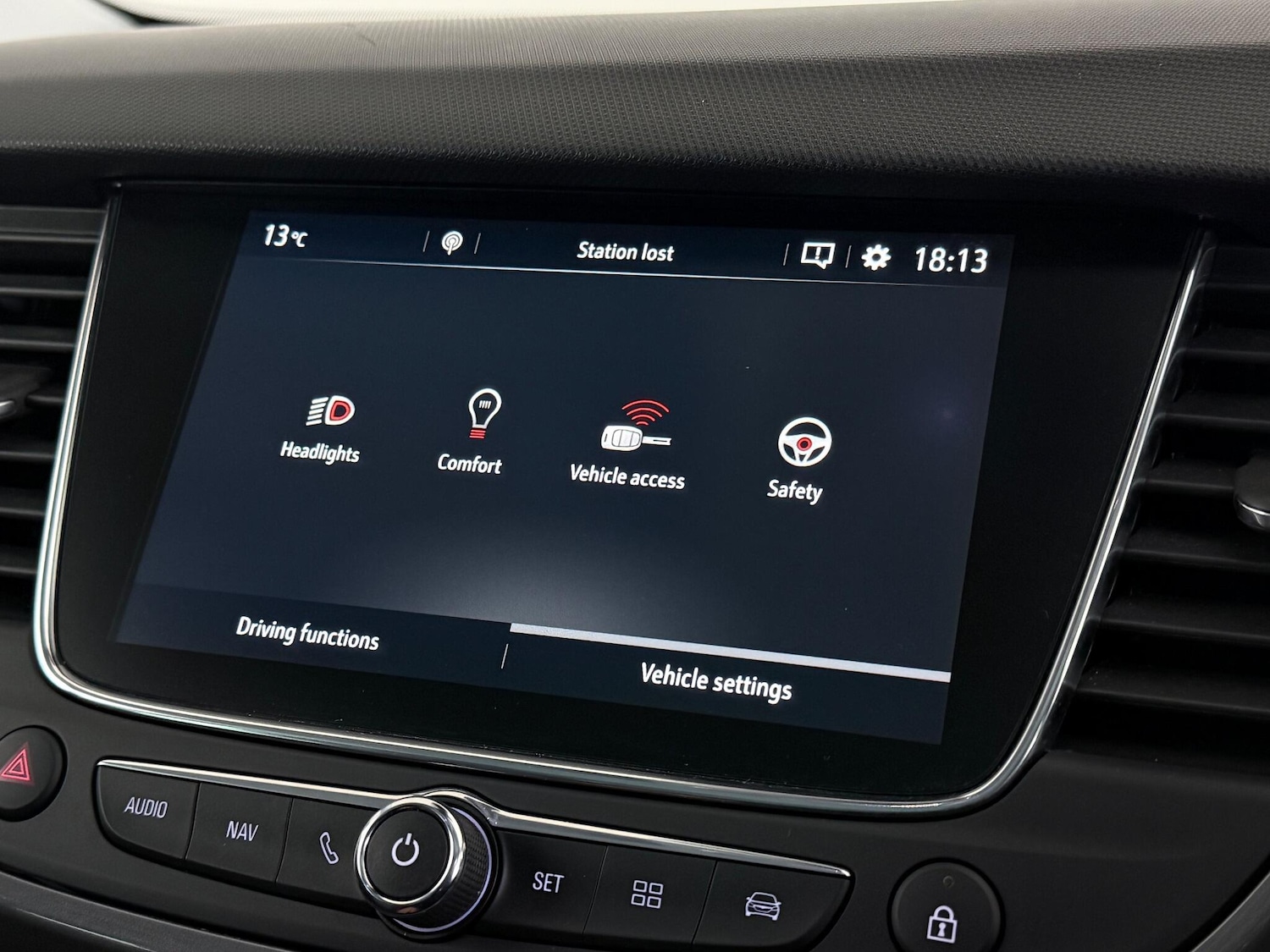 Used Vauxhall Crossland 2022 for sale - 77246517: Photo 25