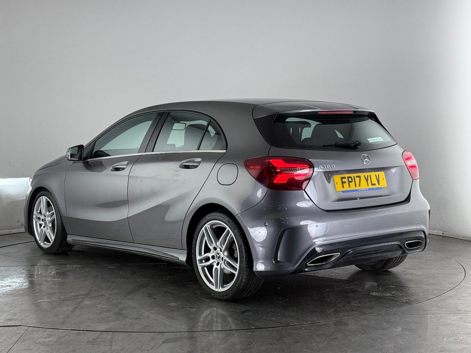 Used Mercedes-Benz A-Class 2017 for sale - 76727457: Photo 5