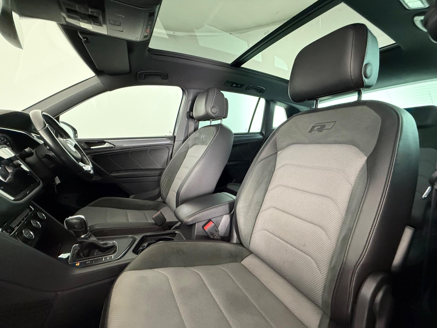 Used Volkswagen Tiguan 2018 for sale - 77587416: Photo 11