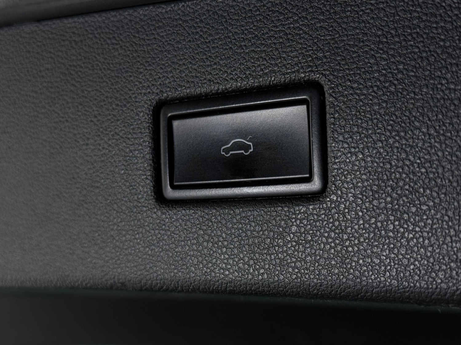 Used Volkswagen Tiguan 2018 for sale - 77587416: Photo 7