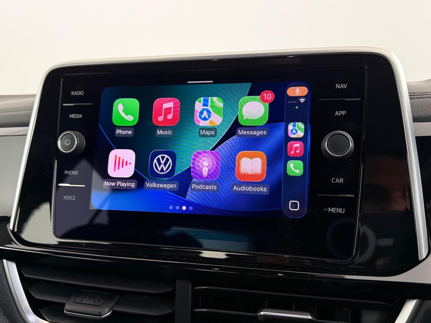 Used Volkswagen T-Roc 2022 for sale - 77260229: Photo 35