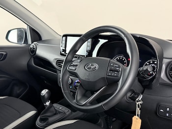 Used Hyundai i10 2021 for sale - 78695758: Photo