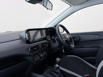 Used Hyundai i10 2021 for sale - 78695758: Photo