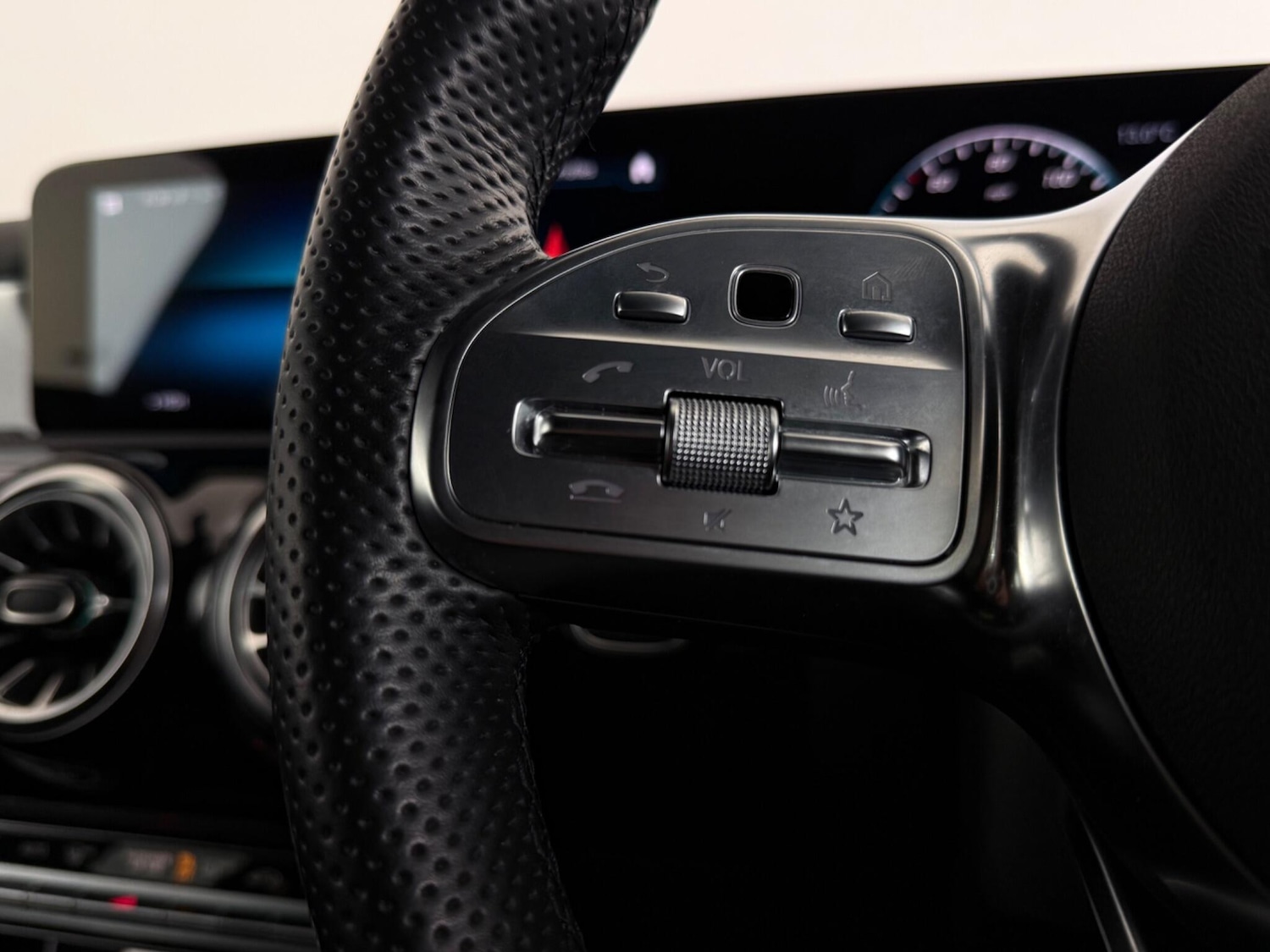 Used Mercedes-Benz CLA 2022 for sale - 77982759: Photo 18