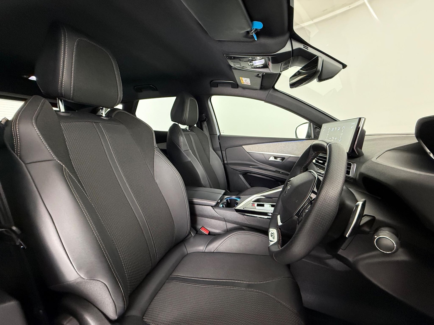 Used Peugeot 3008 2023 for sale - 77181264: Photo 12