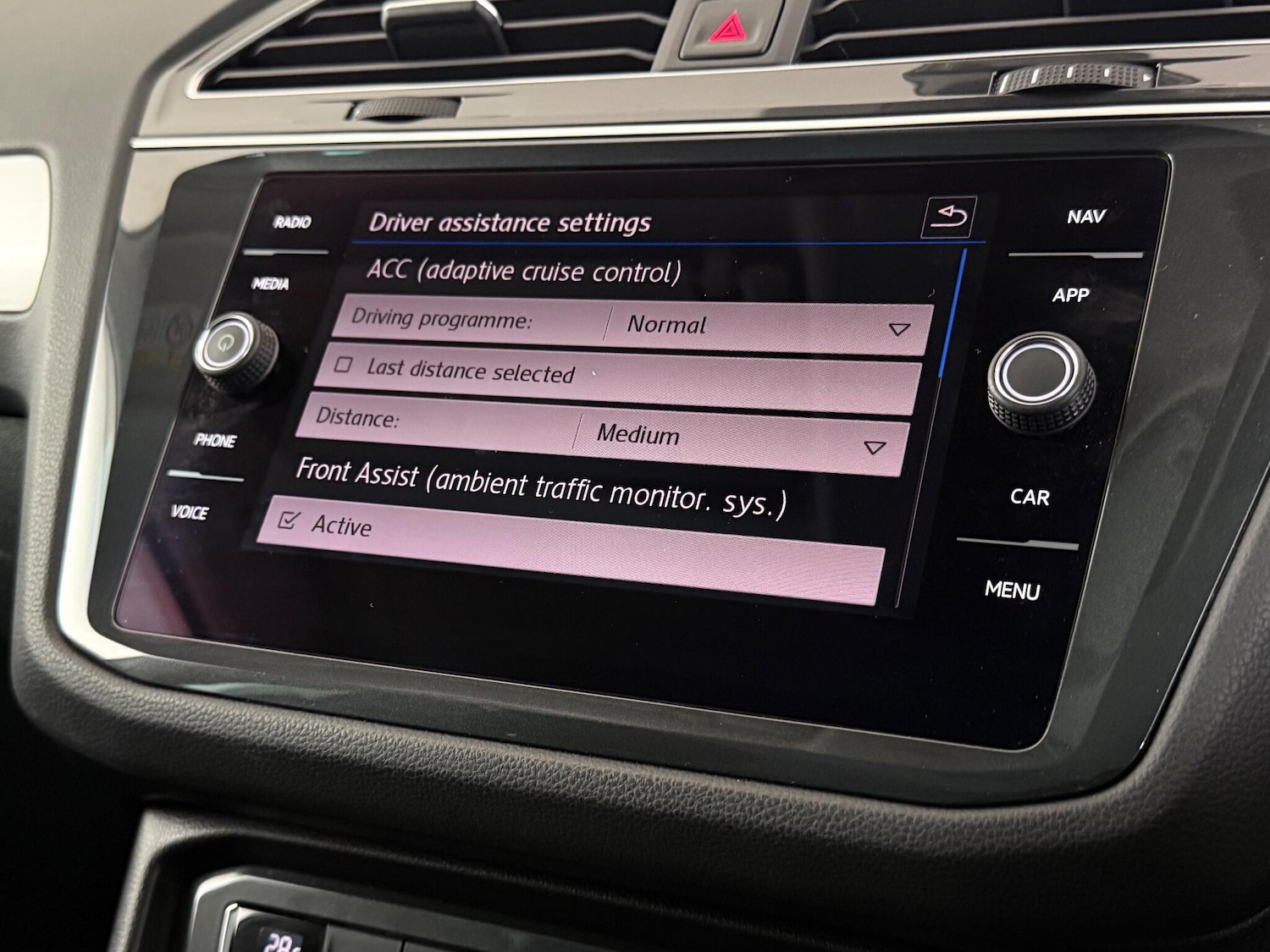 Used Volkswagen Tiguan 2019 for sale - 77246017: Photo 24