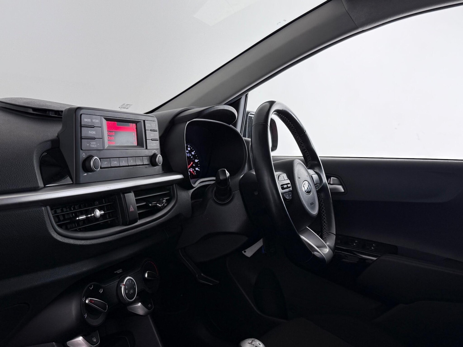 Used Kia Picanto 2020 for sale - 77180875: Photo 12