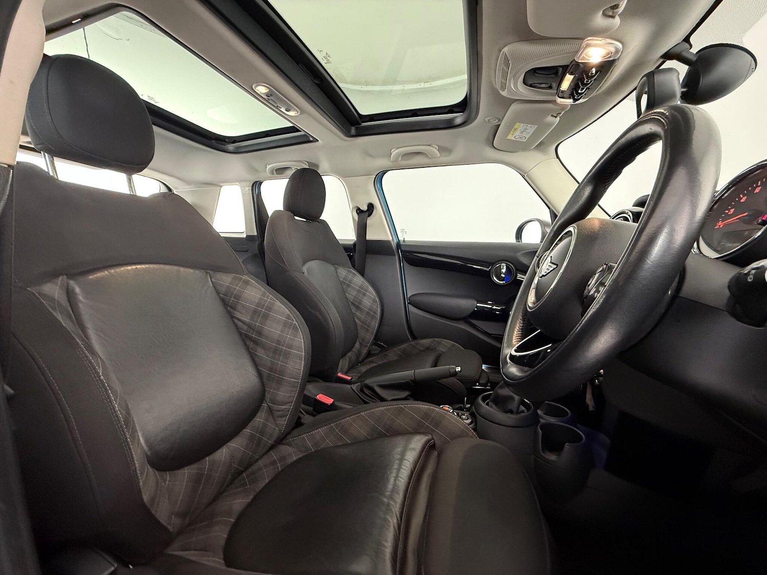 Used MINI Hatch 2017 for sale - 76468649: Photo 16