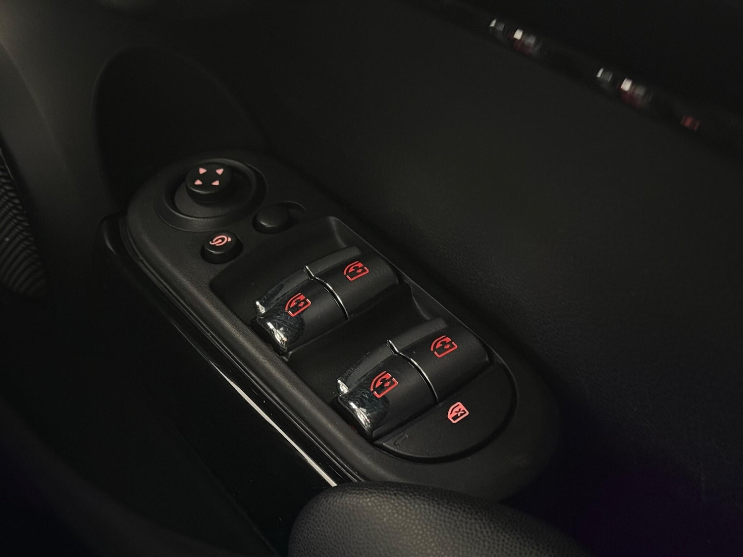 Used MINI Hatch 2017 for sale - 76468649: Photo 27