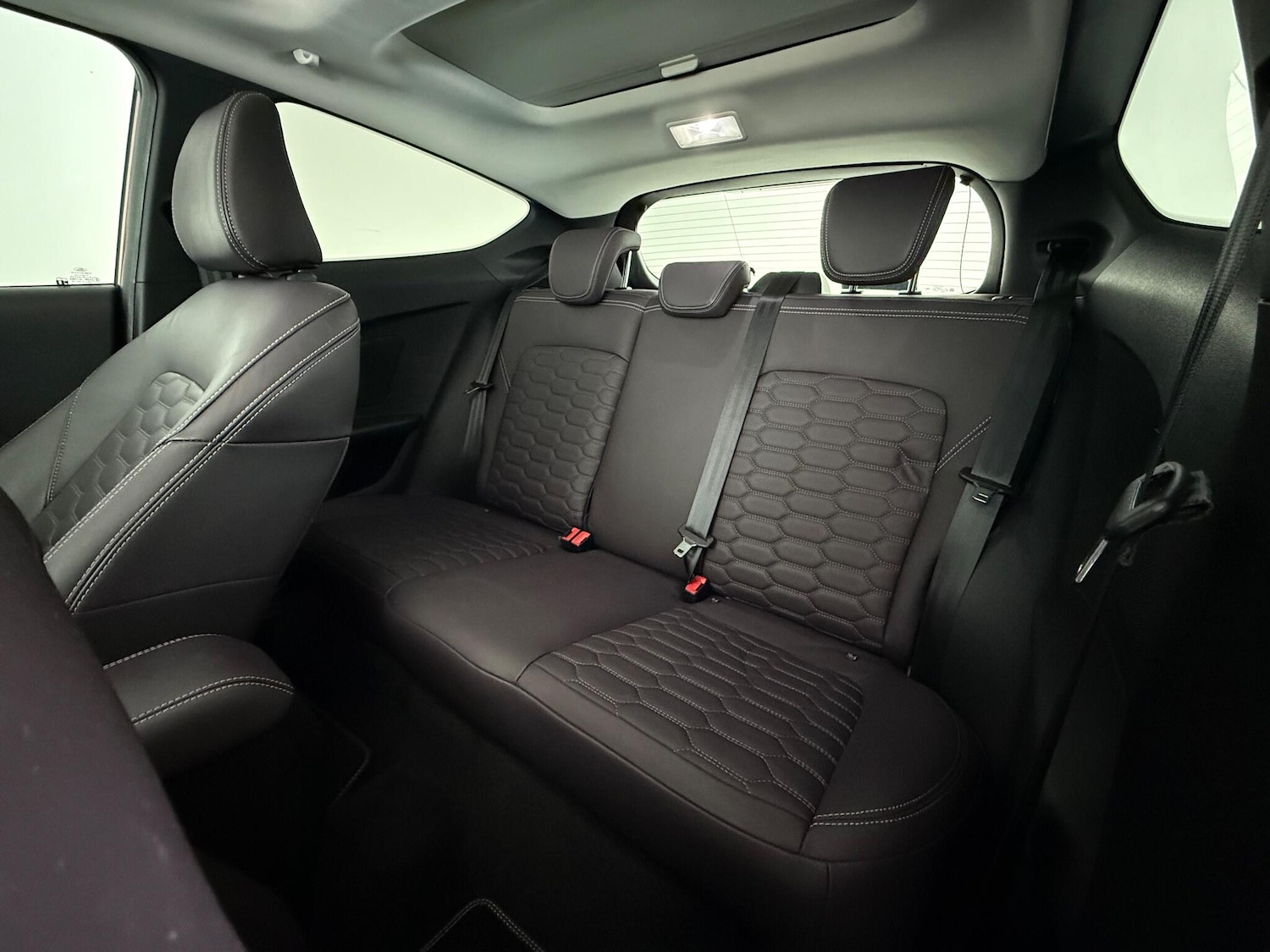 Used Ford Fiesta 2018 for sale - 77246074: Photo 14