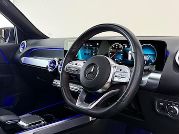 Used Mercedes-Benz GLB 2023 for sale - 79453883: Photo