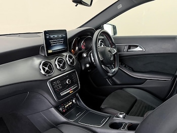 Used Mercedes-Benz GLA 2017 for sale - 79121938: Photo