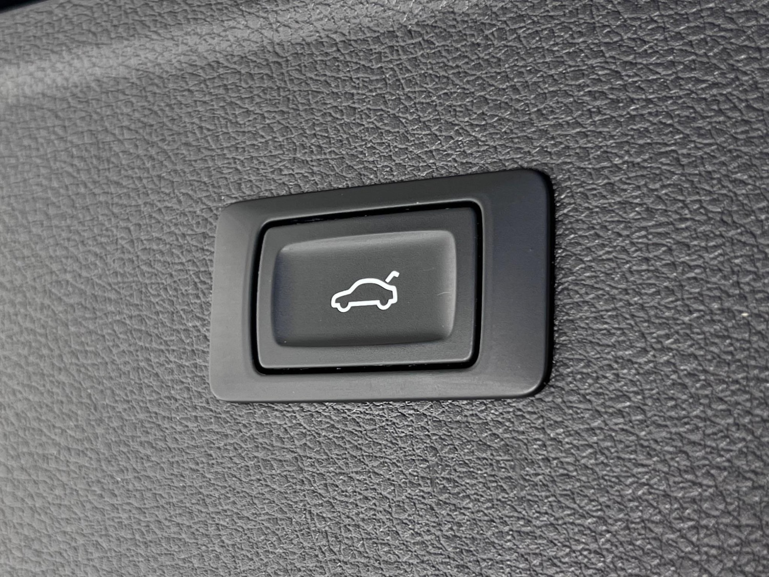 Used Audi Q5 2017 for sale - 76608341: Photo 13