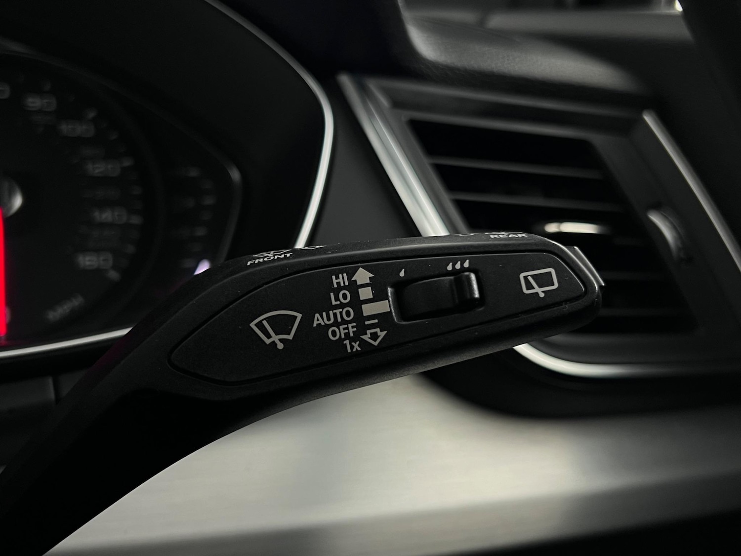 Used Audi Q5 2017 for sale - 76608341: Photo 28