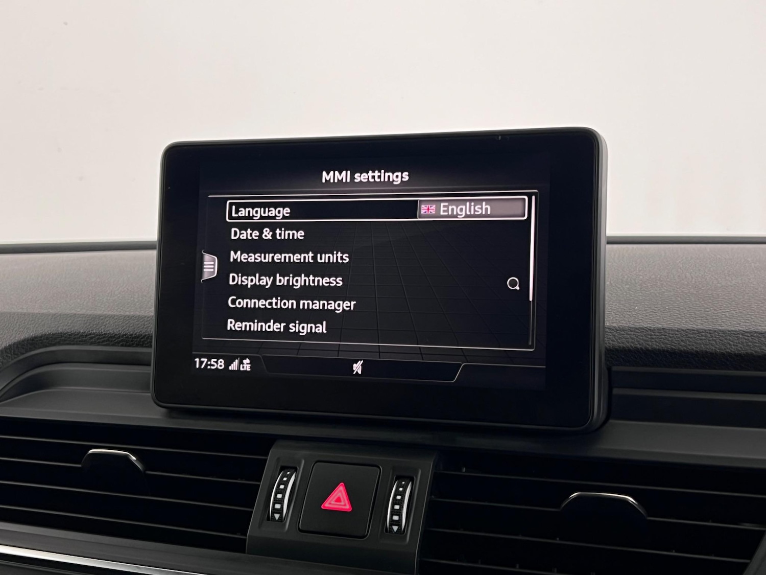 Used Audi Q5 2017 for sale - 76608341: Photo 34