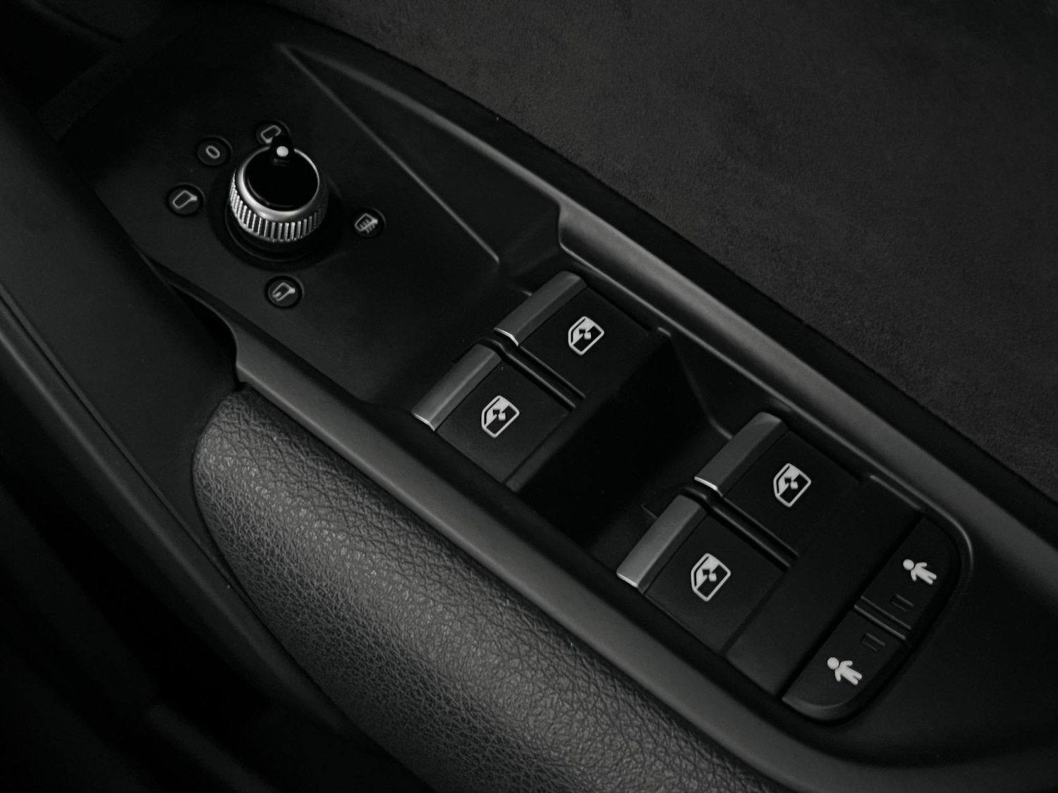 Used Audi Q5 2017 for sale - 76608341: Photo 40