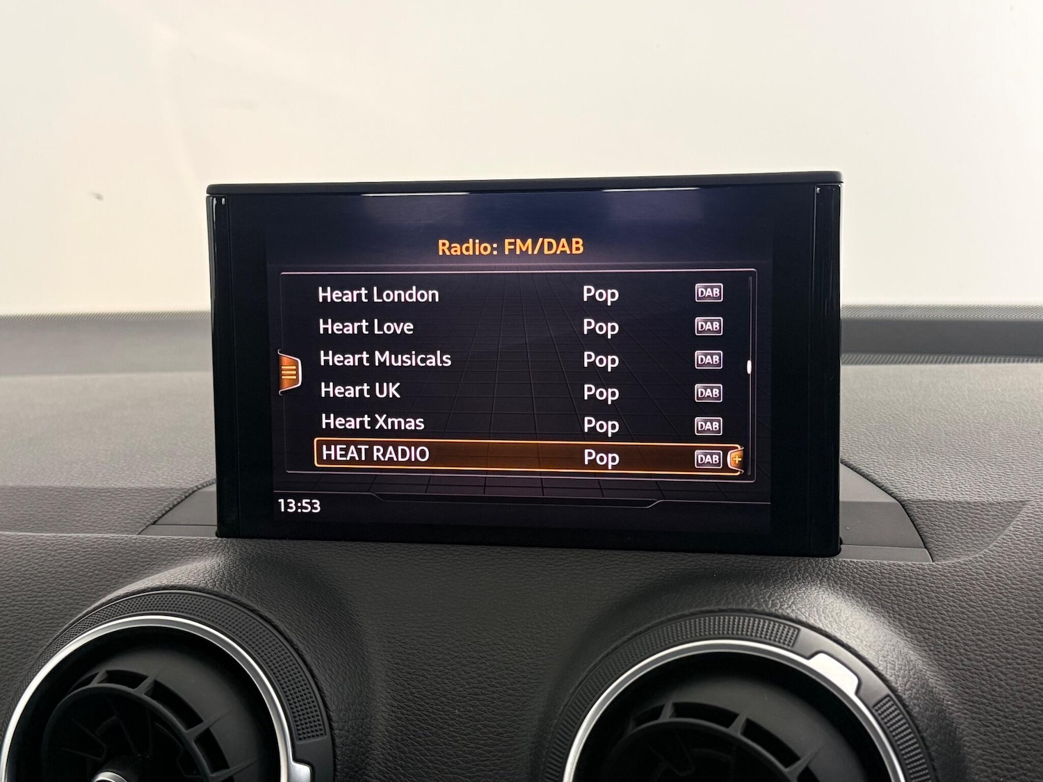 Used Audi Q2 2020 for sale - 76850440: Photo 27