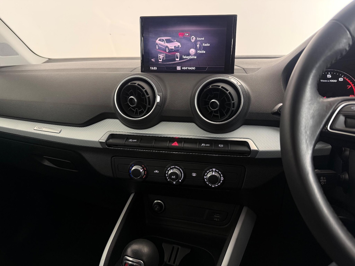 Used Audi Q2 2020 for sale - 76850440: Photo 33