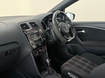 Used Volkswagen Polo 2017 for sale - 78662858: Photo