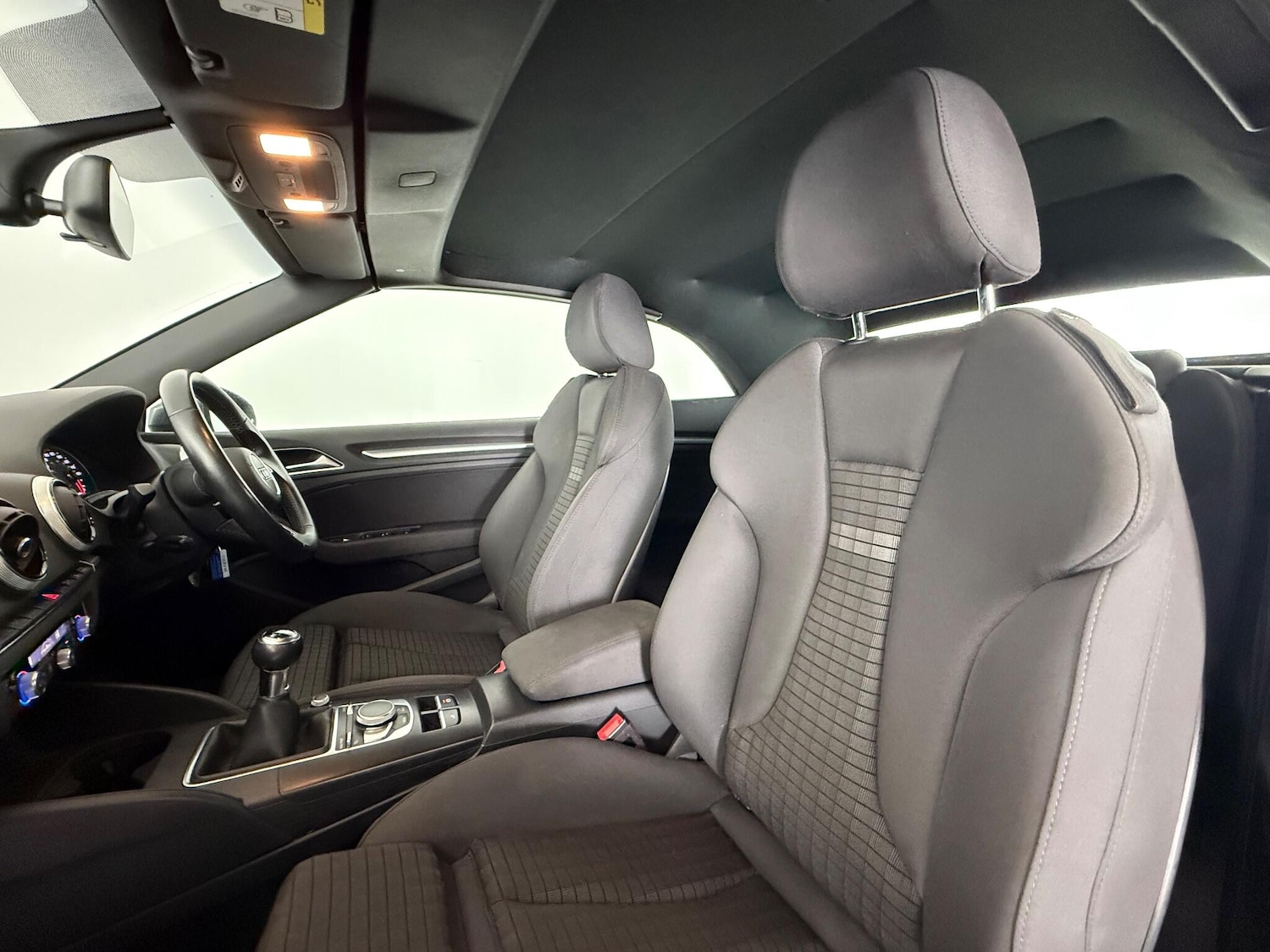 Used Audi A3 Cabriolet 2017 for sale - 77970778: Photo 17