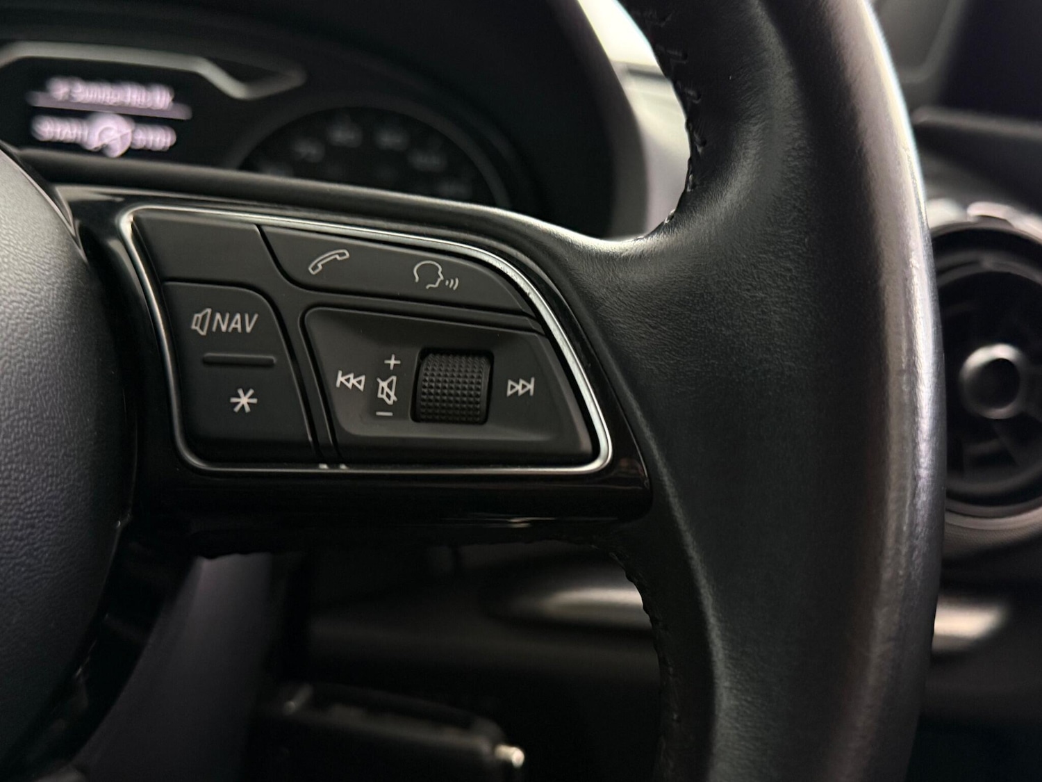 Used Audi A3 Cabriolet 2017 for sale - 77970778: Photo 23