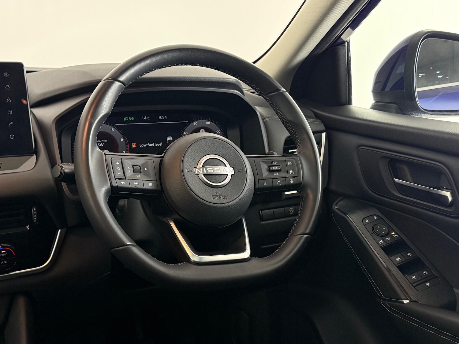 Used Nissan Qashqai for sale - 76468111: Photo 24