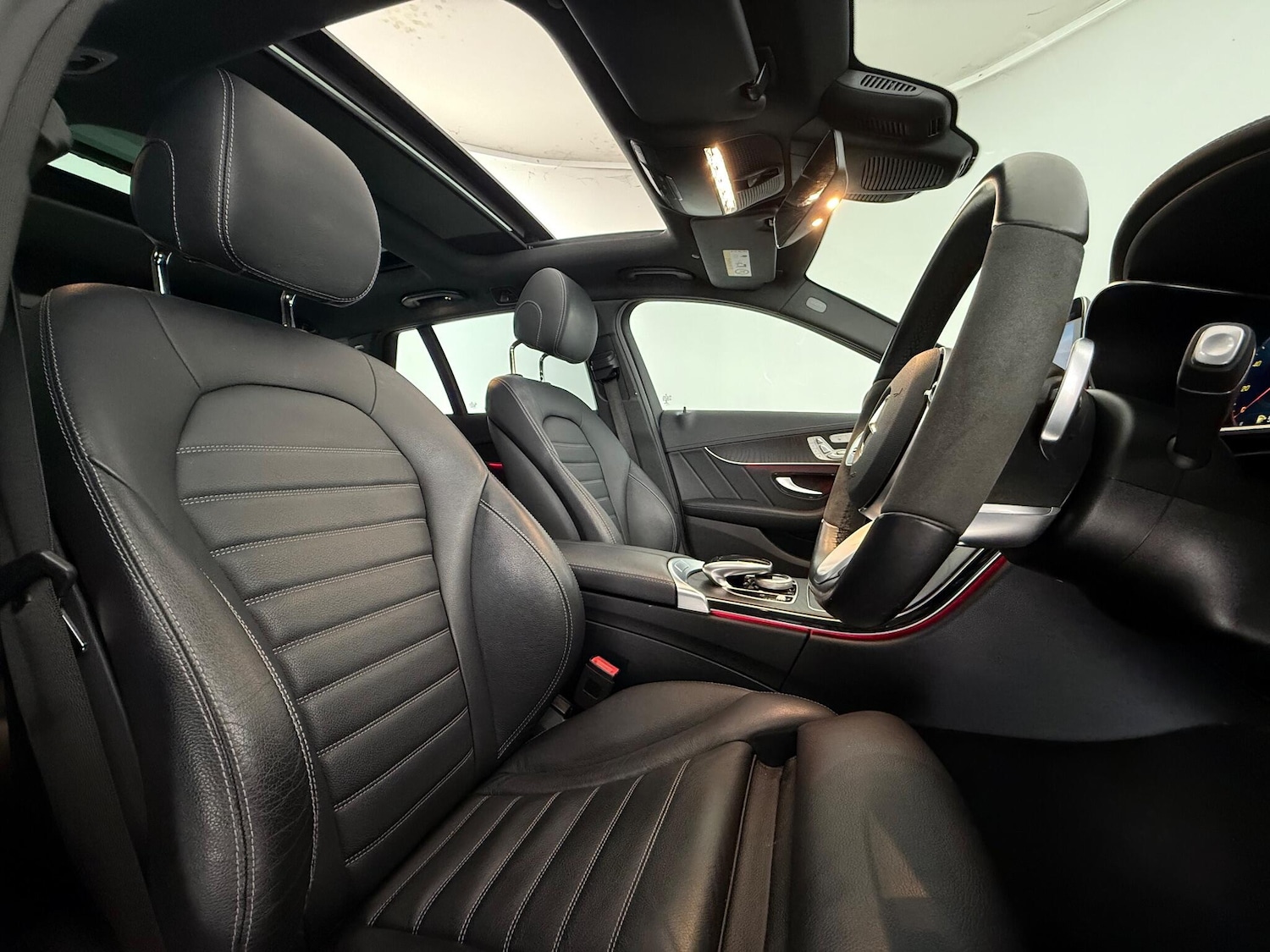 Used Mercedes-Benz C Class 2021 for sale - 77180991: Photo 12