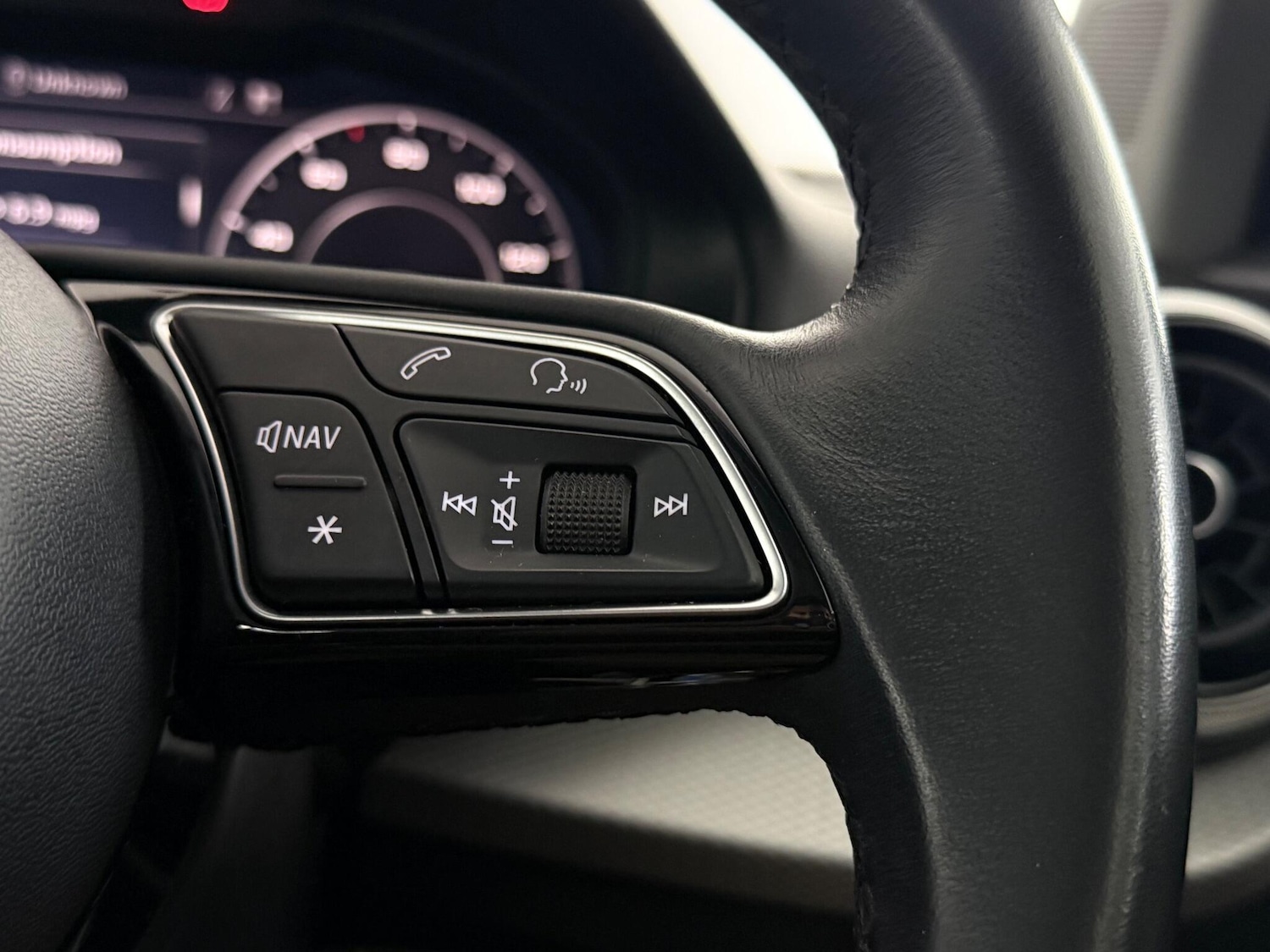 Used Audi Q2 2021 for sale - 77180843: Photo 19