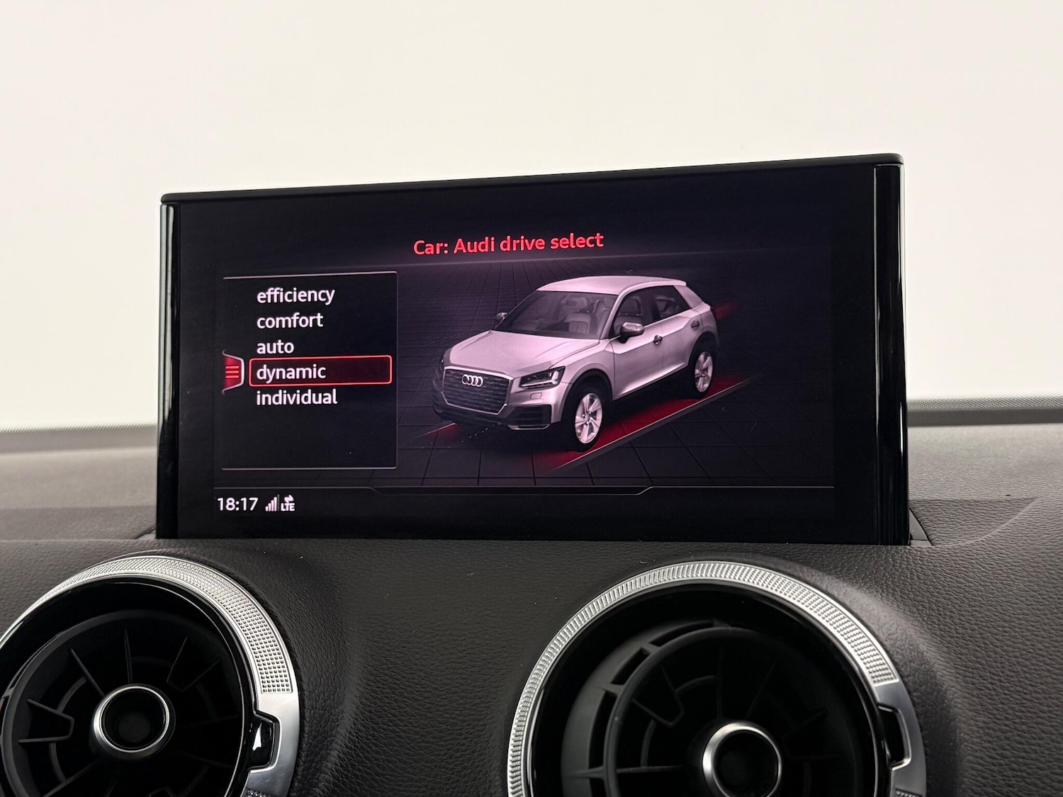 Used Audi Q2 2021 for sale - 77180843: Photo 27