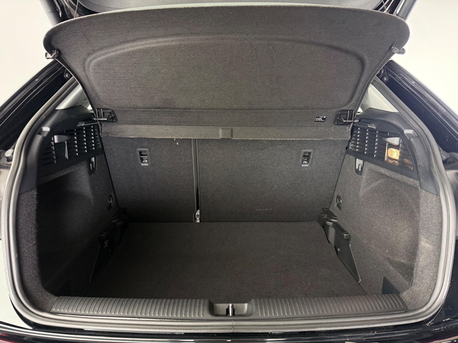 Used Audi Q2 2021 for sale - 77180843: Photo 8