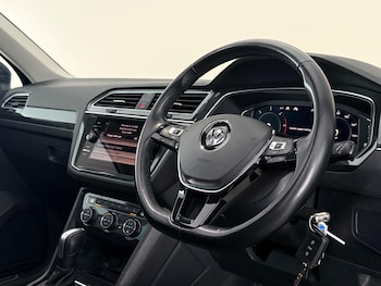 Used Volkswagen Tiguan 2020 for sale - 79458181: Photo