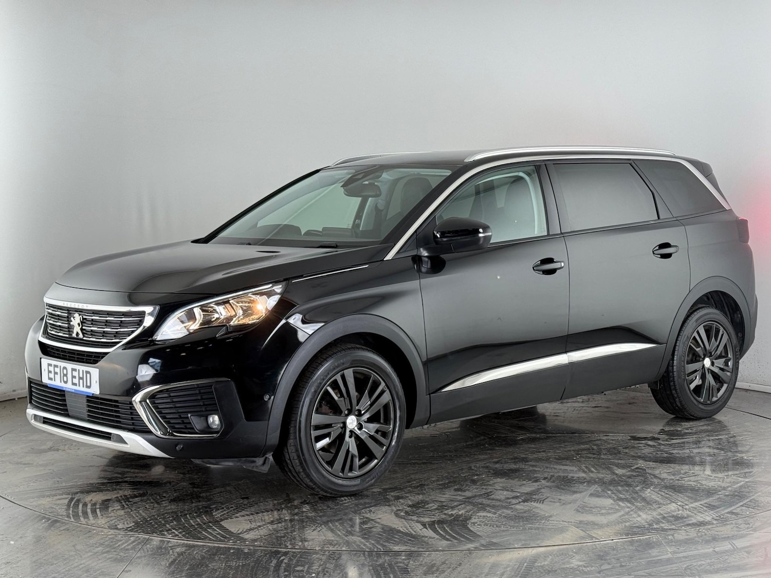 Used Peugeot 5008 2018 for sale - 76997891: Photo 3