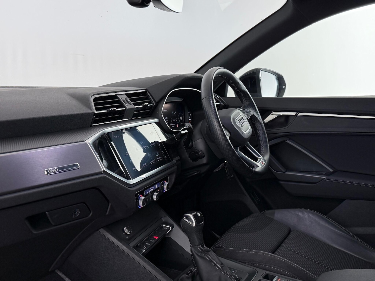 Used Audi Q3 2022 for sale - 77242894: Photo 18